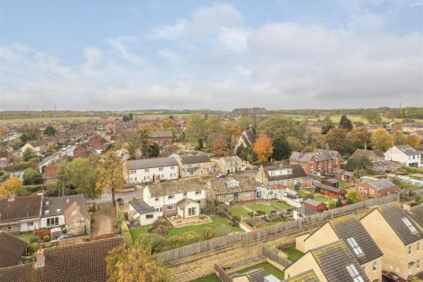 06 - 7 Waddle Road LS25 4EP.jpg