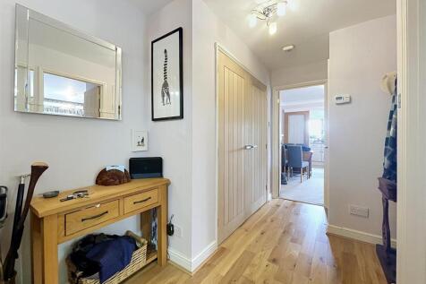 apartment-12-field-house_00005.jpg
