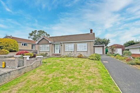 Rawlin Close 15 - Front.jpg