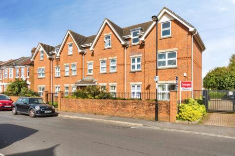 Southampton, SO15 - property photo