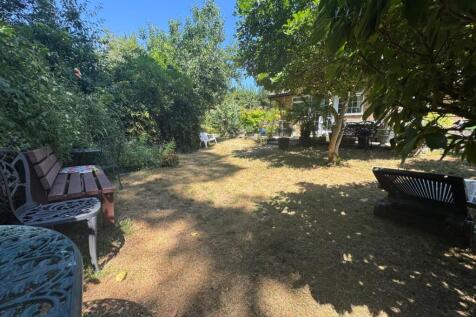 garden 3