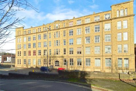Dewsbury, WF13 - property photo