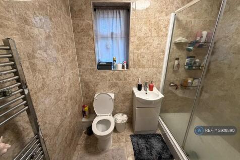 Warren Avenue, Southampton, SO16 photo 3