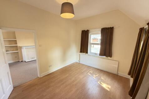 Estcourt Street, Devizes, SN10 photo 5