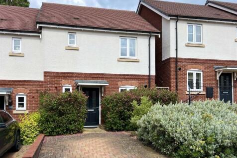 Waldron Mews Hagley 1.jpg