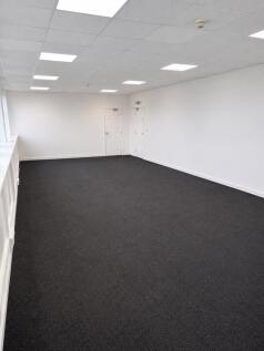 Office to rent Image 7
