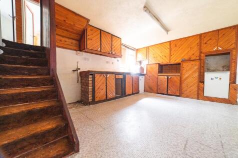 Call 02920 454555 to secure your viewing_4