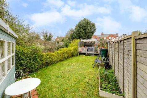 31 Lawson Street, Kettering-3.jpg