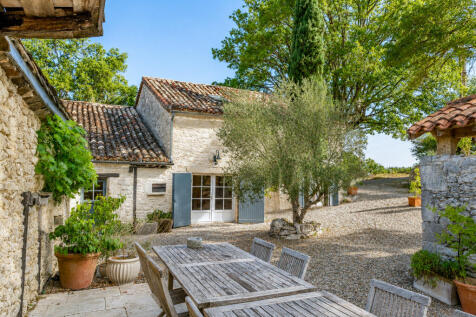 Property Image 44