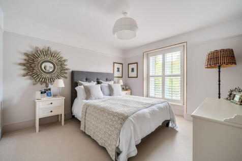 1354535-3-68c4450...