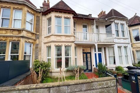 Front shot of property.jpg