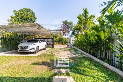 3 Bedroom Villa For Sale - Sala Kamreuk, Siem Reap