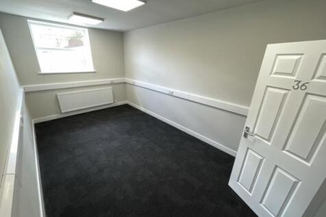 Office to rent Image 5