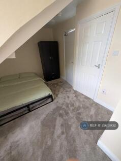 En-Suite Attic Room a