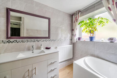 1386200-24-693178...