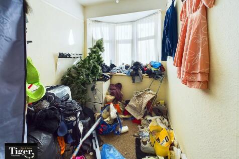 CAM02176G0-PR0414...