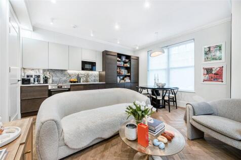 Reception/Kitchen
