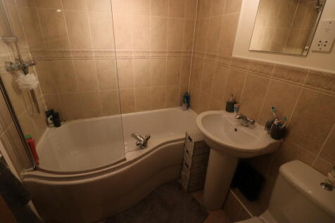 14 Robin Close photo 5