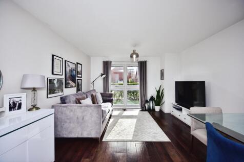 Lounge / Kitchen