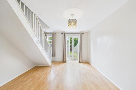 CAM02023G0-PR0171-STILL004