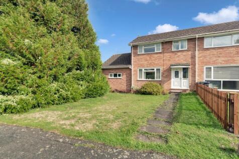 Pershore, WR10 - property photo