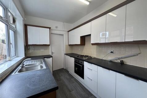 Church Street, Creswell, Worksop, Nottinghamshire, S80 photo 3