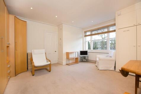 Studio Room (Main)
