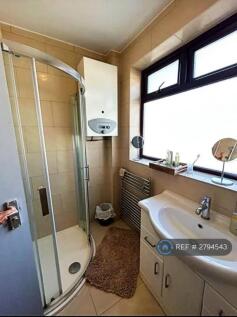 1st Floor Bathroom