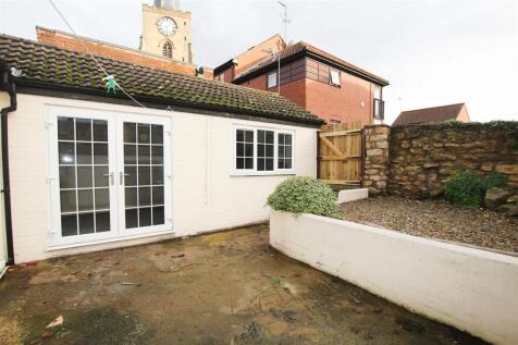 St. Leonards Lane, Malton, YO17 photo 4