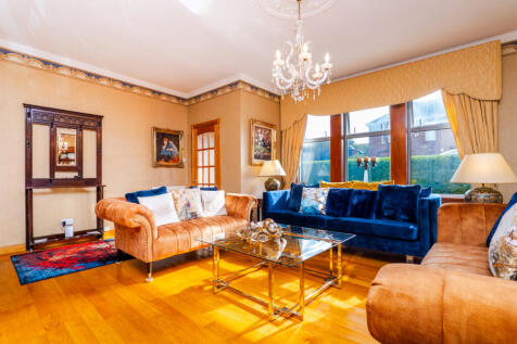 5 bed, 5 bath Detached in Glasgow - Photo 3