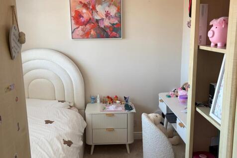 bed 3 new.jpg