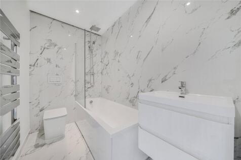 London, SE26 - property photo