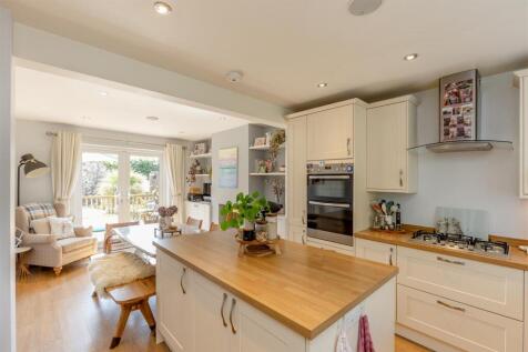 Westbury Lane, Coombe Dingle Kitchen Living.jpg