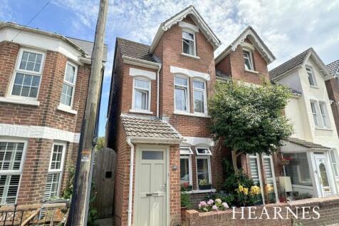 Poole, BH15 - property photo