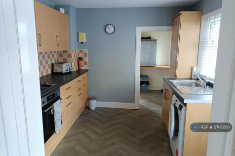 Kitchen - Freshly Painted