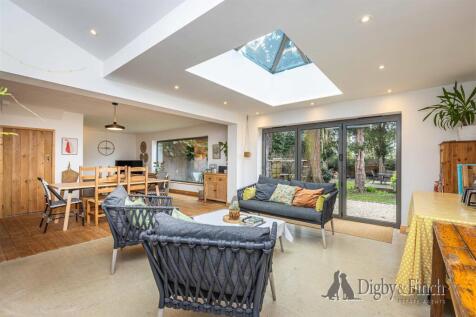Open Plan - Kitchen, Dining, Sitting Room