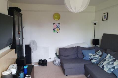 Bath Road, Thatcham, Berkshire photo 3