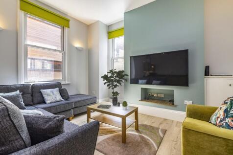 Open Plan Kitchen/Living Room