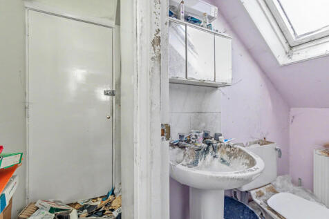 Flat 4, 93 Outram Road, Croydon, CR0 6XJ