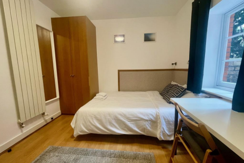 Studio to rent