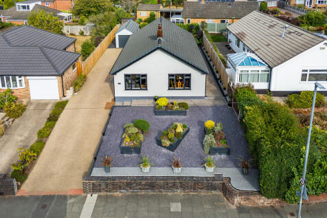 Plas Newton Lane 
