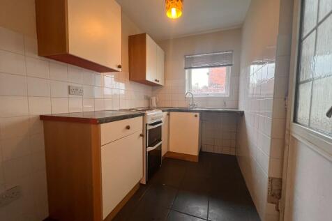 Beacon Street, Chorley, Lancashire photo 3