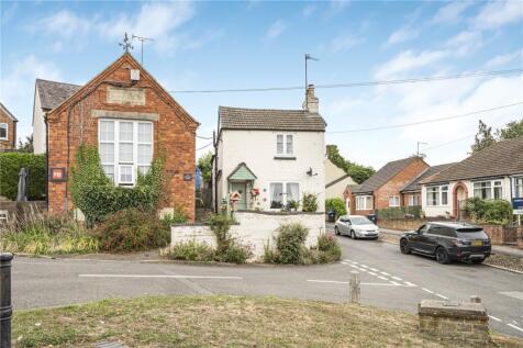 Northampton, NN7 - property photo