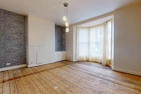 100A Farleigh Road, Stoke Newington, London, N16 7TQ