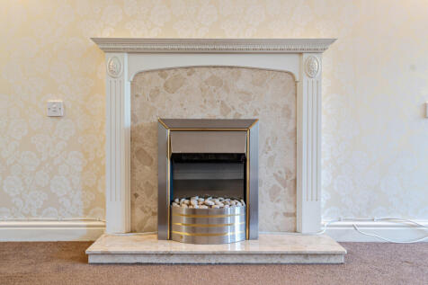 1371589-16-68f769...