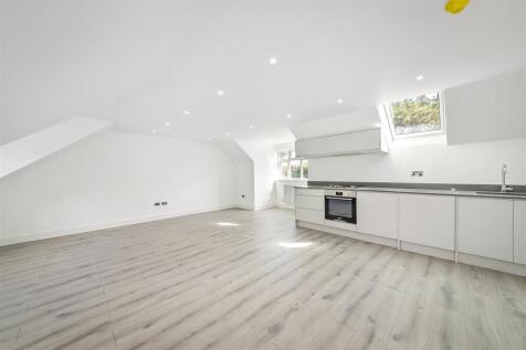 Reception Room/Kitchen