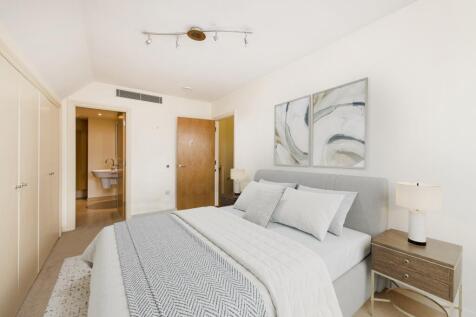 Master Bedroom 2
This photo has been virtually sta