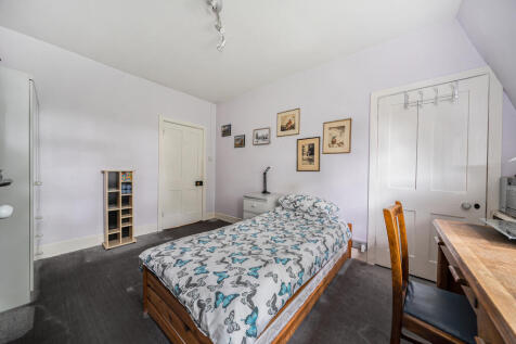 1324383-20-68793afb32030