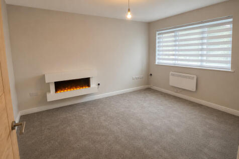 School Close, Poynton photo 3