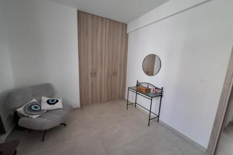 Luxury 2 Bedroom Det